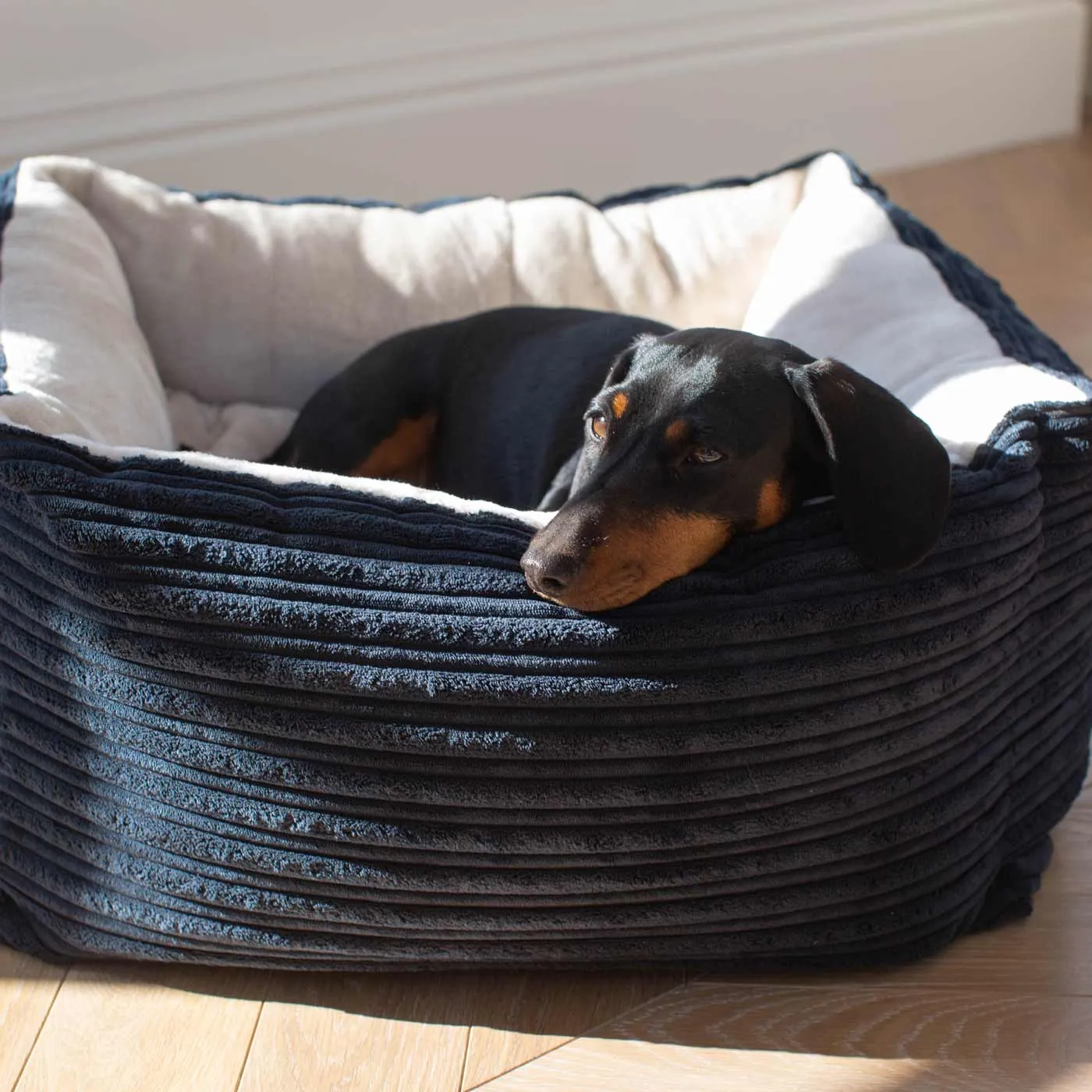 Box Bed in Essentials Plush by Lords & Labradors