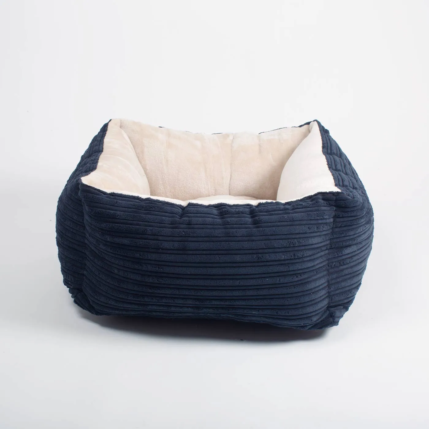 Box Bed in Essentials Plush by Lords & Labradors