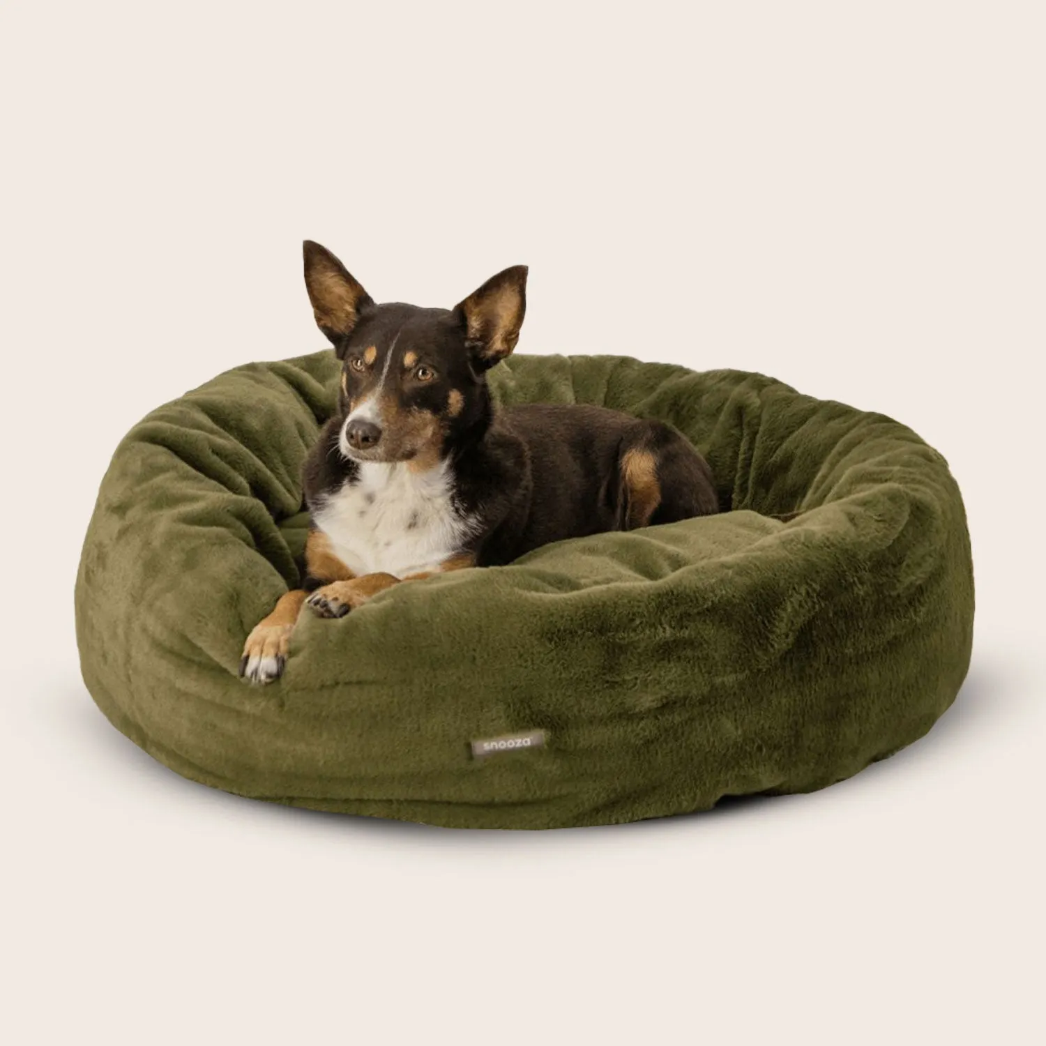 Luxe Fur Cuddler Dog Bed