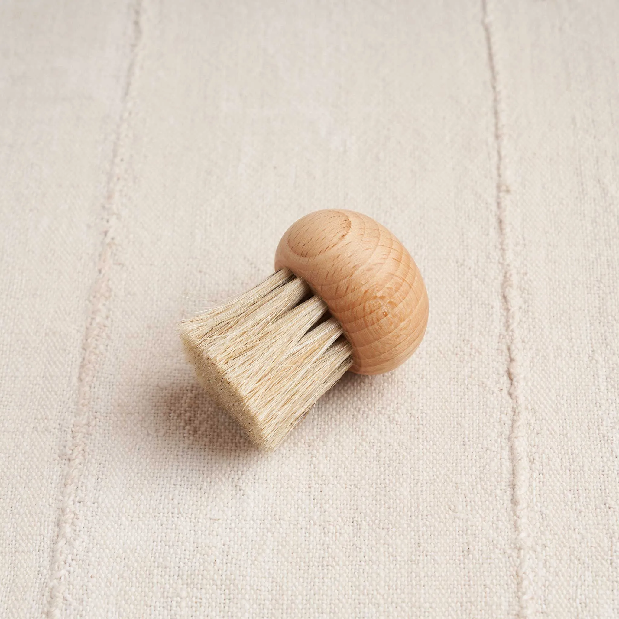 Mushroom Brush