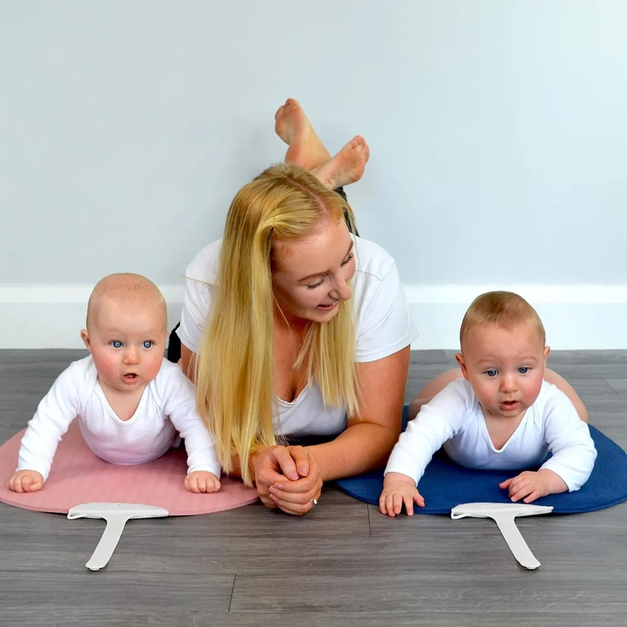 Shnuggle Yoga Baby Play Mat - Navy