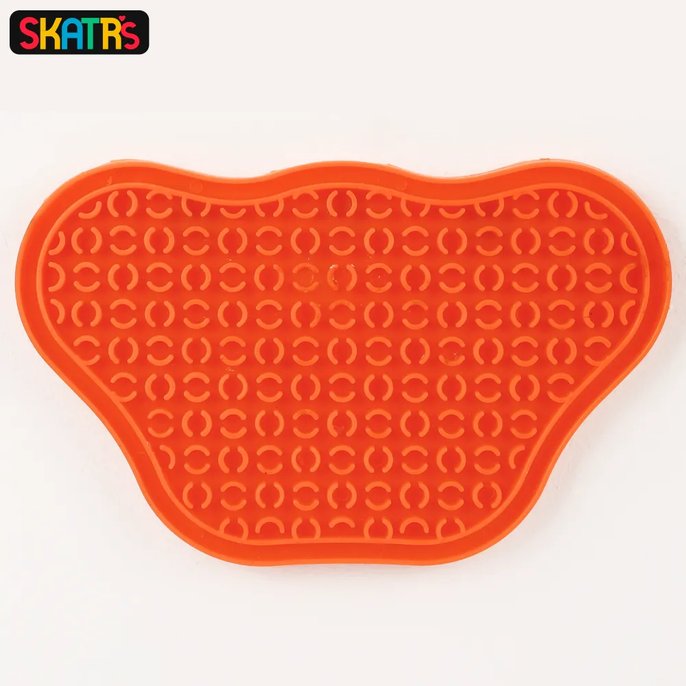 Skatrs Licky Mat for Dogs and Cat (Orange)